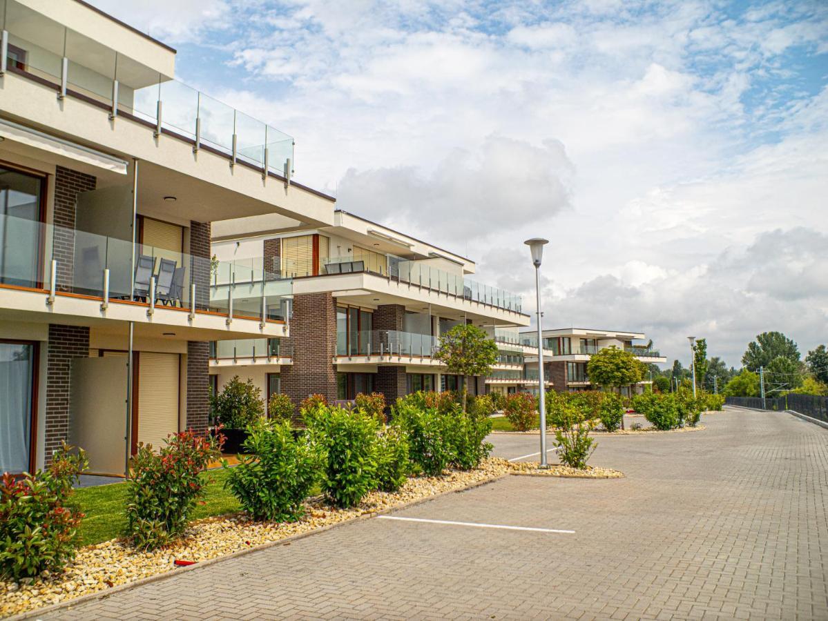 Panorama Superior Apartments - Pool, Garden, Parking Balatonalmadi Exterior photo
