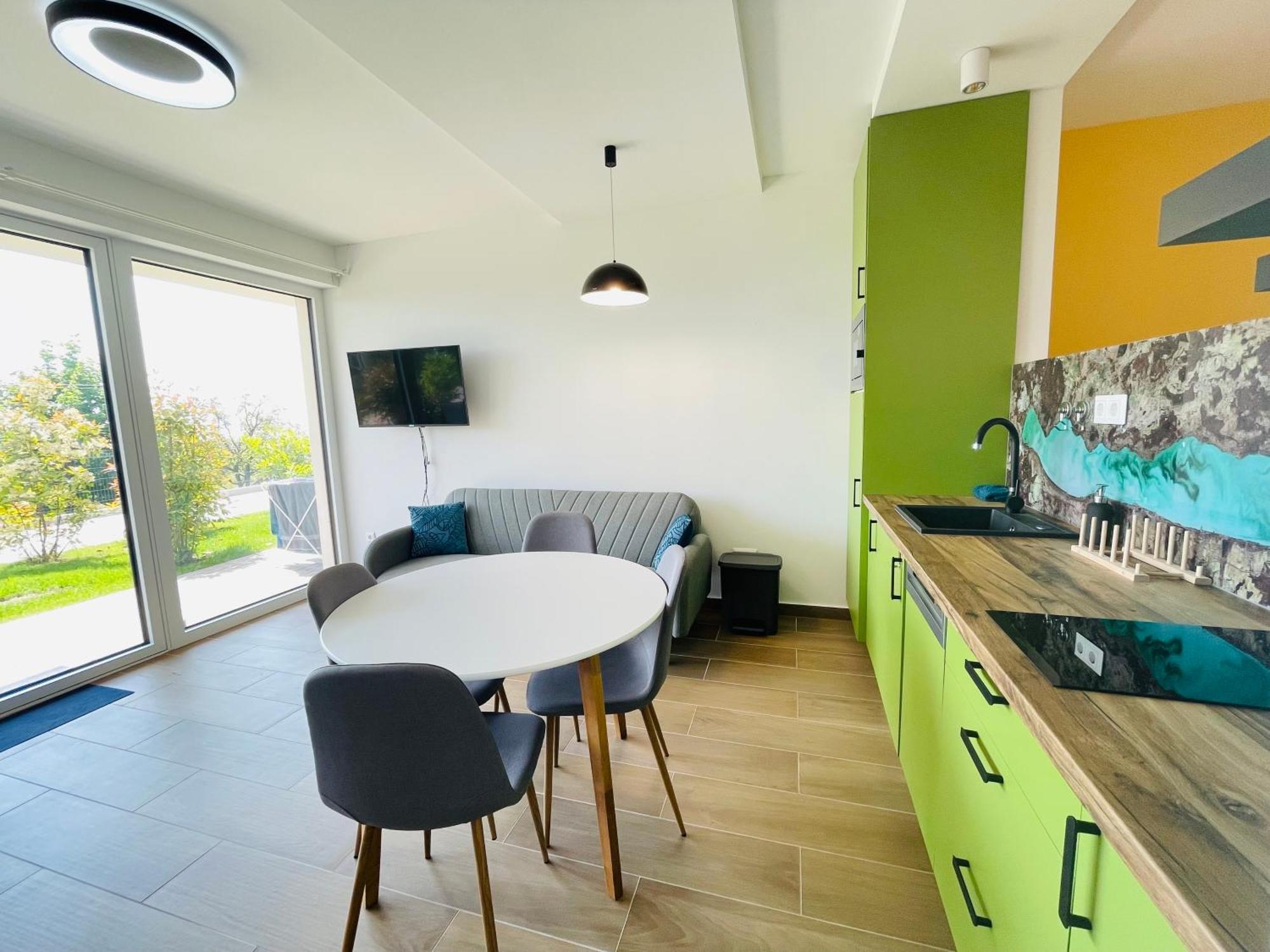 Panorama Superior Apartments - Pool, Garden, Parking Balatonalmadi Exterior photo