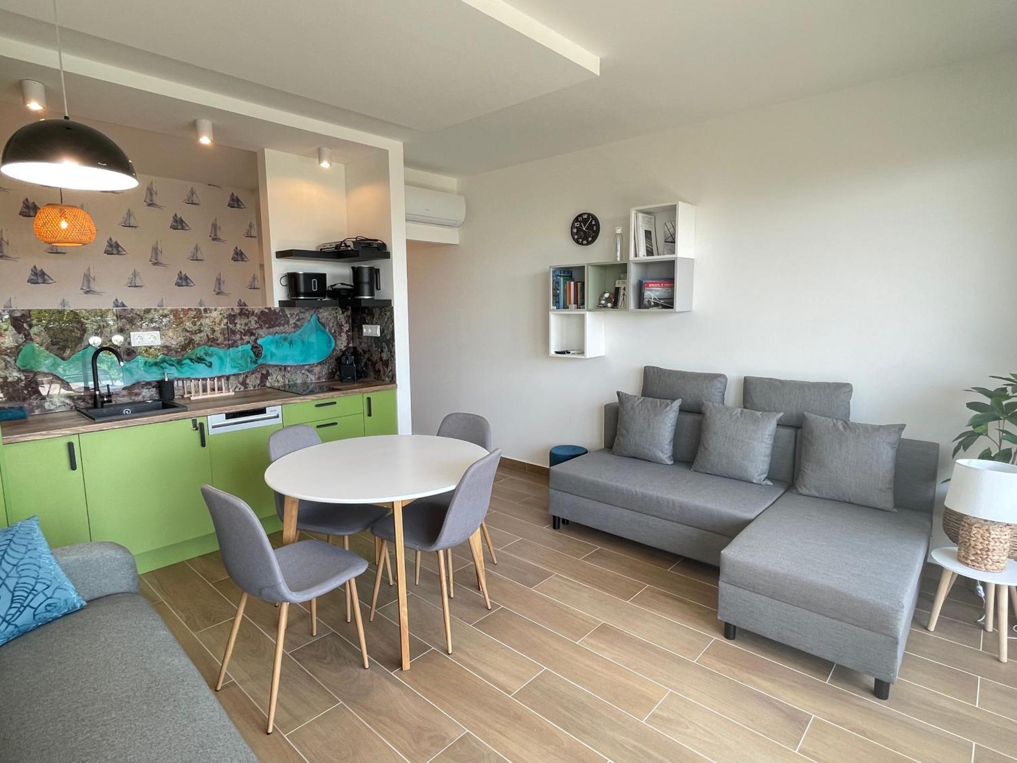 Panorama Superior Apartments - Pool, Garden, Parking Balatonalmadi Exterior photo